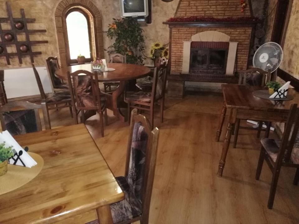 Хотел Омега Stara Zagora Ngoại thất bức ảnh